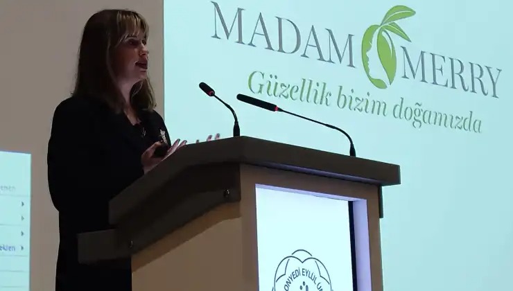 İş İnsanı Öztürk, BANÜ öğrencileriyle deneyimlerini paylaştı Bandırma’da güzellik ve kafe sektörlerinde yatırımları olan İş İnsanı Merve