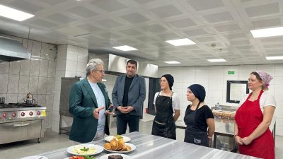 Kapalı Pazar Yeri ve Kent Lokantası’nı ziyaret eden Bandırma Belediye
