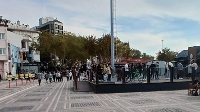 Sahildeki bugünkü adıyla;Balıkesir Büyükşehir Belediyesi Güney Marmara Hizmet Binası olan