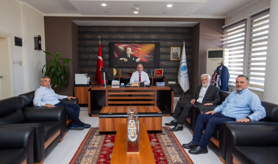 Bandırma AK Parti’den BANÜ ziyareti Bandırma Onyedi Eylül Üniversitesi Rektörü Prof. Dr. İsmail Boz, makamında