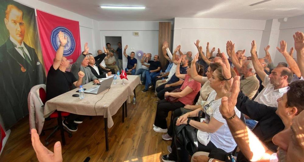 Balemder İlk Genel Kurul Toplantısını Gerçekleştirdi Balıkesir Emekli Emniyet Mensupları Derneği ( BALEMDER) ilk genel kurul