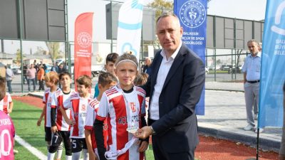 Balıkesir’de Amatör Spor Haftası etkinlikleri çerçevesinde düzenlenen 9-10 yaş Can