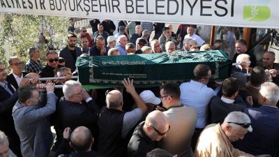 Edremit’te tedavi gördüğü hastanede hayatını kaybeden eski TARİŞ Zeytin ve