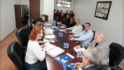 Bandırma Belediye Başkanı Dursun Mirza, encümen üyelerinden ilçede yapılan çalışmalar