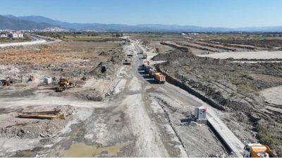 Edremit’te altyapı imalatları büyük bir hızla devam eden, Edremit Körfez