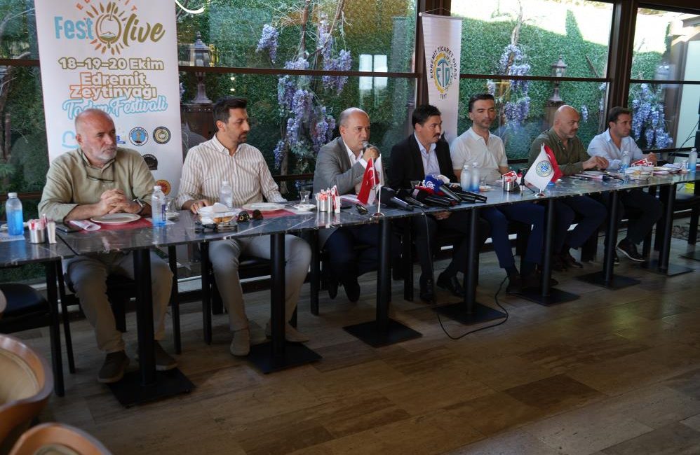 Edremit’te Zeytinyağı Tadım Festivali düzenlenecek Edremit Ticaret Odası ve Edremit Ticaret Borsası tarafından Balıkesir Büyükşehir