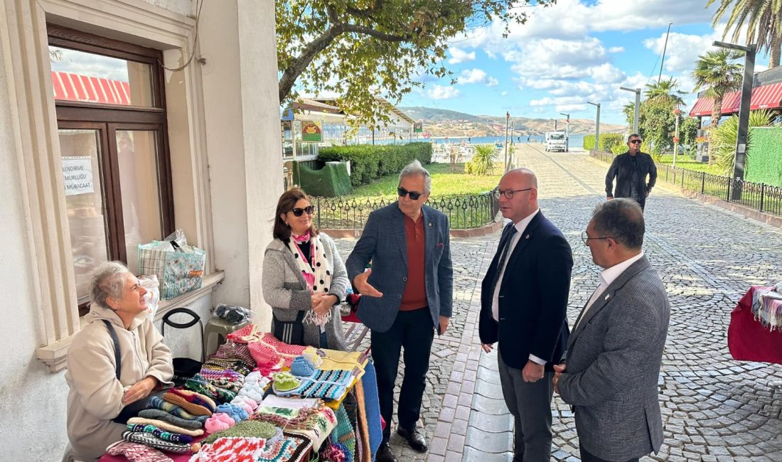 Bandırma için yapılacak projeler görüşüldü Bandırma Belediye Başkanı Dursun Mirza ve beraberindeki heyet, sahil bandı