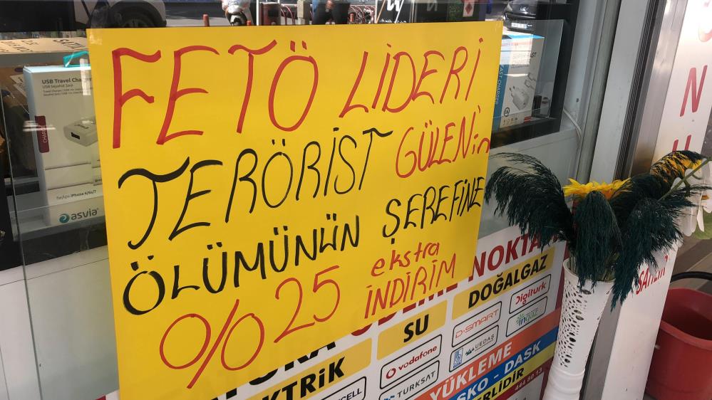 Terör Örgütü FETÖ elebaşının ölümüne indirim kampanyası yaptı Bursa’nın İnegöl ilçesinde bir esnaf, Bölücü Terör Örgütü FETÖ lideri,