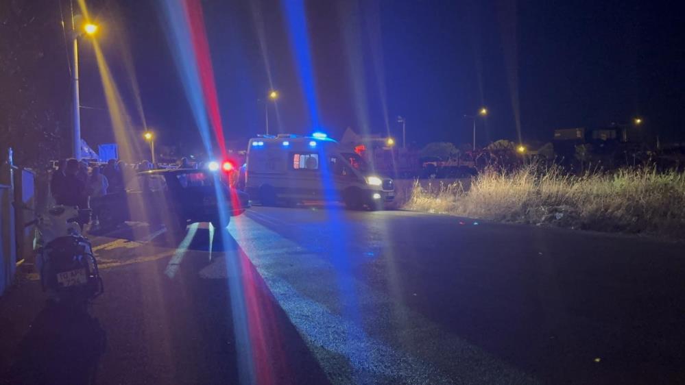 Duvara çarpan motosiklet alev aldı: 1 ölü, 1 yaralı Gönen’de kontrolden çıkan motosikletin iş yerinin duvarına çarpıp alev aldığı