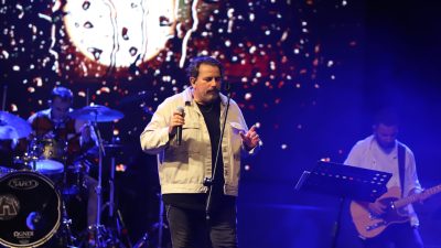 Bandırma Belediyesi’nin 29 Ekim Cumhuriyet Bayramı kutlama etkinlikleri kapsamında, ünlü