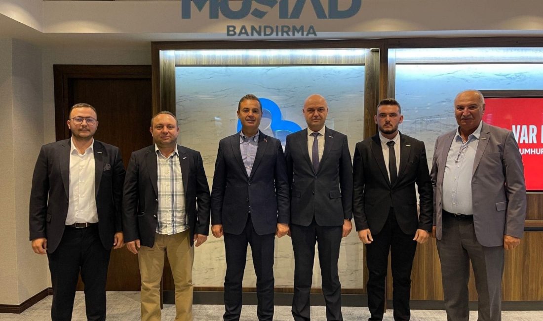 Bandırma MÜSİAD’dan Balıkesir Büyükşehir’e ziyaret MÜSİAD Bandırma Şube Başkanı Tolga Tetik, Balıkesir Büyükşehir Belediye Başkanı