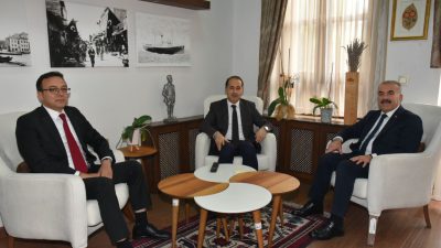 Bandırma Kaymakamı Engin Aksakal ile bir araya gelen Balıkesir İl