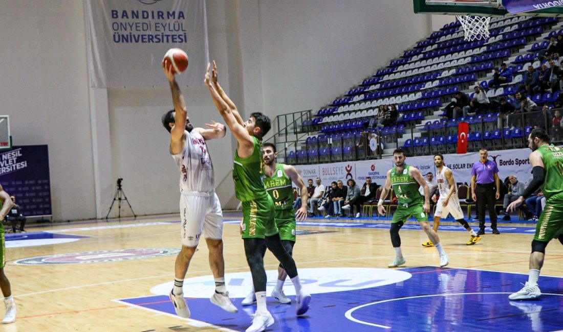 Bandırma Bordo Basketbol evinde kazanmaya yaklaşamadı Türkiye Basketbol 1. Ligi’nin onuncu haftasında kendi sahasında Harem Spor’a