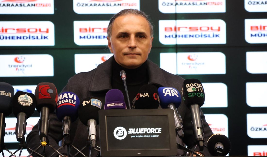 Mustafa Gürsel: “Galibiyet bizi sevindirirdi ama bir puanla ayrıldık” Bandırmaspor Teknik Direktörü Mustafa Gürsel, Kocaelispor maçının ardından yaptığı açıklamada,