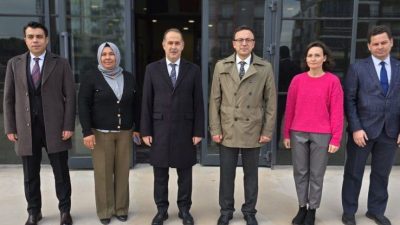 Bandırma Kaymakamı Engin Aksakal ve İlçe Mili Eğitim Müdürü Mutlu