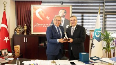Bandırma Ticaret Odası Başkanı Bahadır Çolak, Belediye Başkanı Dursun Mirza’yı