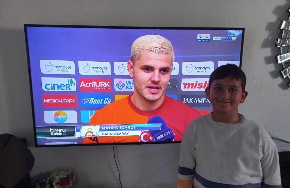 Hayranı olduğu Galatasaray’ın ilk kez maçını izlemeye giderken kazada ölen 9 yaşındaki Yiğit’in organları bağışlandı Galatasaray’ın yıldızlarını sahada ilk kez izlemek için babası ile birlikte