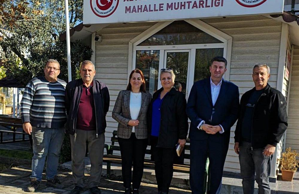 Balıkesir Büyükşehir Belediyesi Muhtarlar Daire Başkanı Ali Zeybek, Edremit’te muhtarları