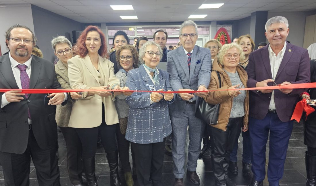 Bandırma’da emeklilerinde elinden “Sıfır Atık Projesi” sergisi Bandırma Belediyesi ve Emekliler Dayanışma Sendikası iş birliğiyle düzenlenen “Sıfır
