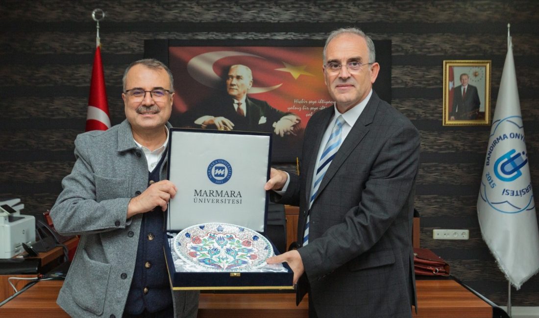 Marmara Rektörü, Bandırma’nın üniversitesini ziyaret etti Marmara Üniversitesi Rektörü Prof. Dr. Mustafa Kurt, Bandırma Onyedi Eylül