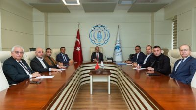 Bandırma Onyedi Eylül Üniversitesi’nde düzenlenen toplantıda, Ziraat Fakültesi’nin bölge tarımına