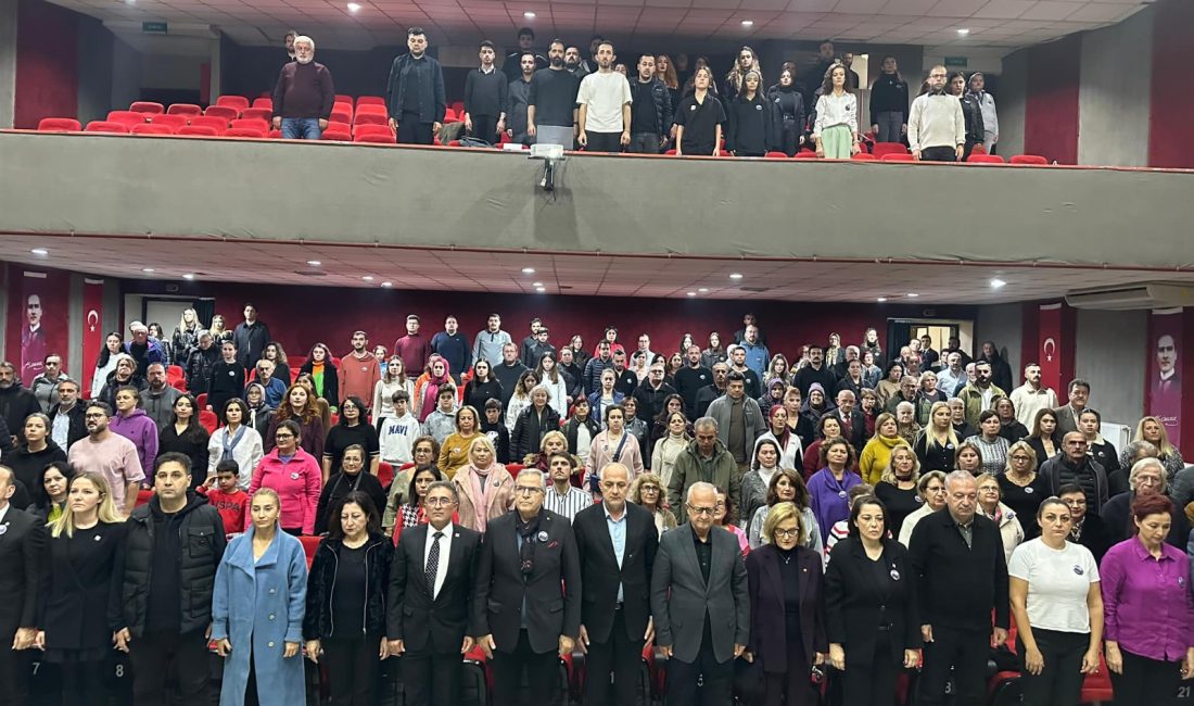 Bandırma’da Atatürk’ün Anısına “Bir Devrimcinin Güncesi” gösterimi CHP Bandırma İlçe Örgütü, Ulu Önder Mustafa Kemal Atatürk’ün 86’ncı