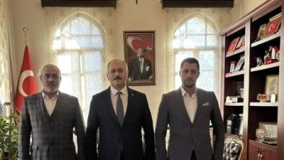Roman vatandaşların yoğunlukla yaşadığı Gümüşçeşme Mahallesi’nin muhtarı Orhan Yemişen’e Balıkesir