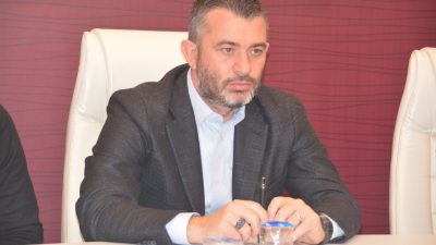 Beşiktaş Asbaşkanı Onur Göçmez ve İletişimden Sorumlu Yönetici Işıl Zeybek