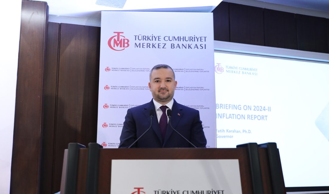 TCMB Başkanı Karahan: “Asgari ücret tespitinde taraf değiliz” Türkiye Cumhuriyeti Merkez Bankası (TCMB) Başkanı Fatih Karahan, asgari ücrete