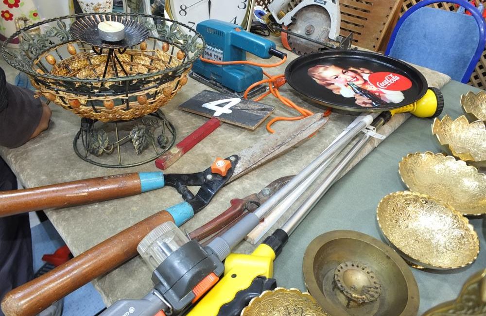“Kadınlar Kahvehanesi” sosyal etkinlik merkezi haline geldi Burhaniye’de, Arzu Kılıç ve kardeşi Nazlı Şimşek tarafından 6 ay