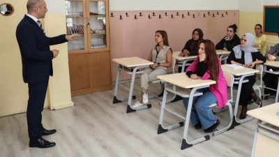 Millî Eğitim Bakanlığı, “Türkiye Yüzyılı Maarif Modeli” kapsamında velilerin eğitim