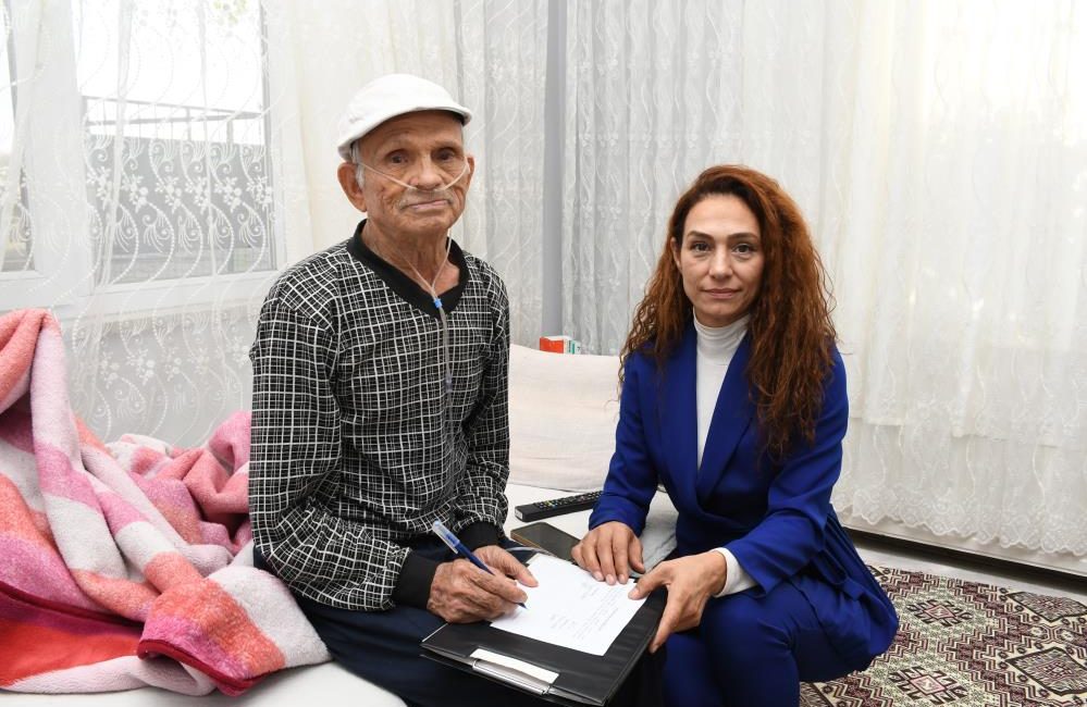 Balıkesir Büyükşehir’den gazilere destek Balıkesir Büyükşehir Belediyesi, gazilere ‘Yakın Kart’larını teslim etti. Balıkesir’de yaşayan