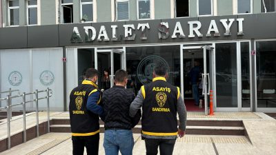 Bandırma’da 2 ayrı ikamette hırsızlık yapan şahıs tutuklanarak cezaevine gönderildi.