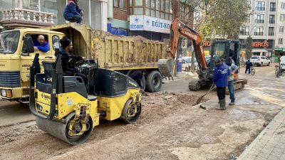 Erdek’te altyapı ve terfi istasyonu çalışmalarının ardından tahrip olan yolların