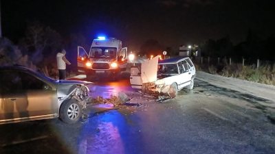 Gönen’de akşam saatlerinde Hacıvelioba Yolu üzerinde meydana gelen trafik kazasında