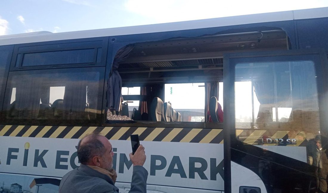 Bandırmaspor taraftarlarına saldırı Bandırmaspor ile Kocaelispor arasında oynanacak maç için yola çıkan taraftar