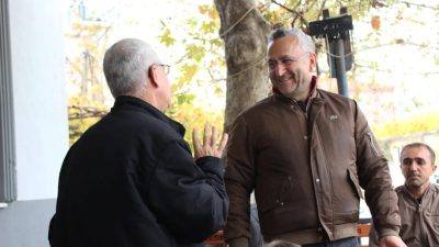 Dereköy Mahallesi’ndeki vatandaşlarla bir araya gelen Susurluk Belediye Başkanı Hakan
