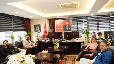 Bandırma Belediye Başkanı Dursun Mirza ile bir araya gelen Bandırma
