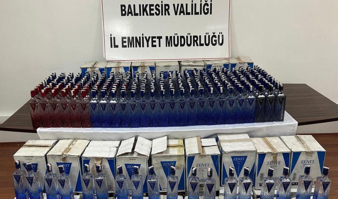 Bandırma ve diğer 2 ilçede sahte ve kaçak içki operasyonu Balıkesir Emniyet Müdürlüğü KOM ekipleri, yılbaşı öncesi sahte ve kaçak
