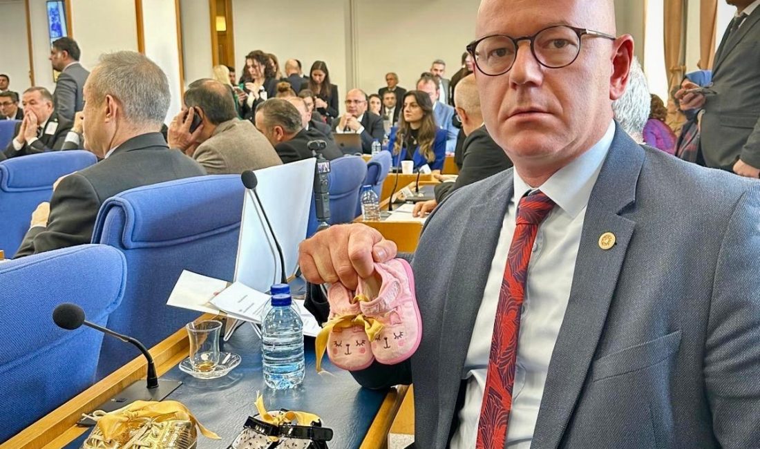SARI :”BALIKESİR’DE DOKTOR AÇIĞI KABUL EDİLEMEZ.” CHP Balıkesir Milletvekili Serkan Sarı, TBMM Plan ve Bütçe Komisyonu’nda
