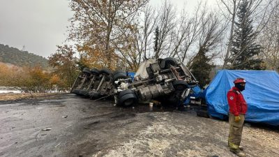 Bu sabah saat 05.10 civarında Dursunbey-Kütahya yolu üzerinde Balat Viyadüğü’nde