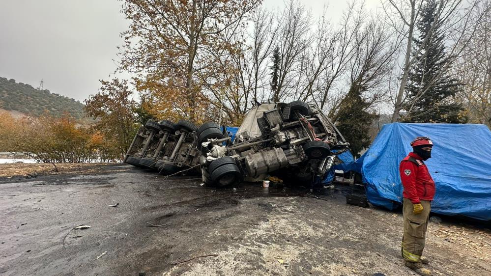 Bu sabah saat 05.10 civarında Dursunbey-Kütahya yolu üzerinde Balat Viyadüğü’nde