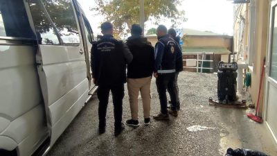 Edremit’te polis tarafından yapılan operasyonda 16 düzensiz göçmen ve 2
