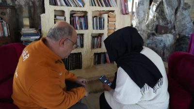 Edremit’te yaşayan iki çocuk annesi kadının hayatı, sosyal medyada yapay
