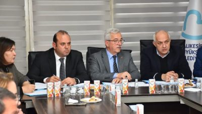 Balıkesir Büyükşehir Belediyesi, mahallelerin talep ve sorunlarına hızlı çözüm üretmek