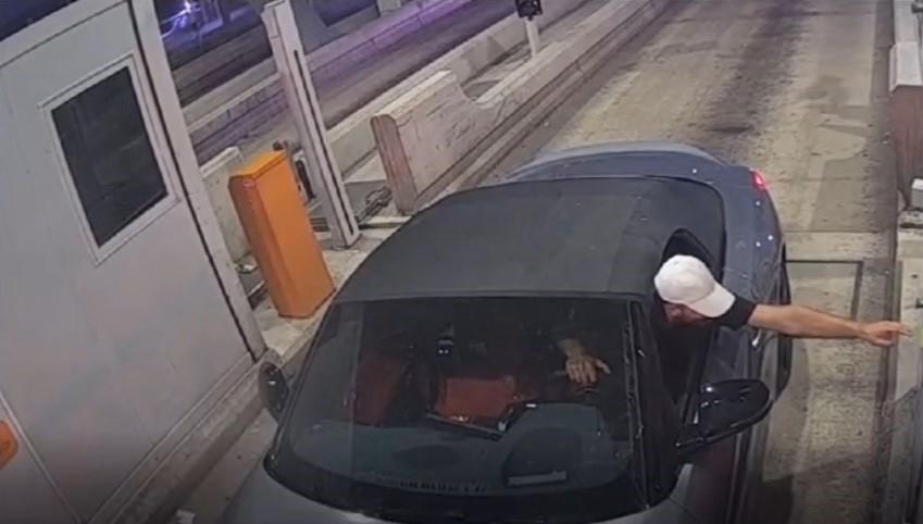 Erdek’te çaldıkları araç için sahibinden 1 milyon TL isteyen 4