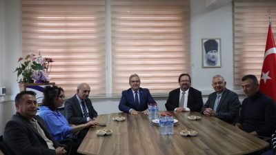 Bandırma Kent Konseyi Başkanı Murat Ergöz ile bir araya gelen
