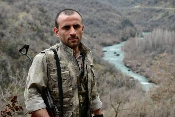 MİT, PKK’nın sözde alan sorumlularından Nusrettin Demir’i, Irak’ta nokta operasyonuyla etkisiz hale getirdi Milli İstihbarat Teşkilatı (MİT), PKK/KCK Irak/Gare alanı sözde sorumlularından “Kurtay