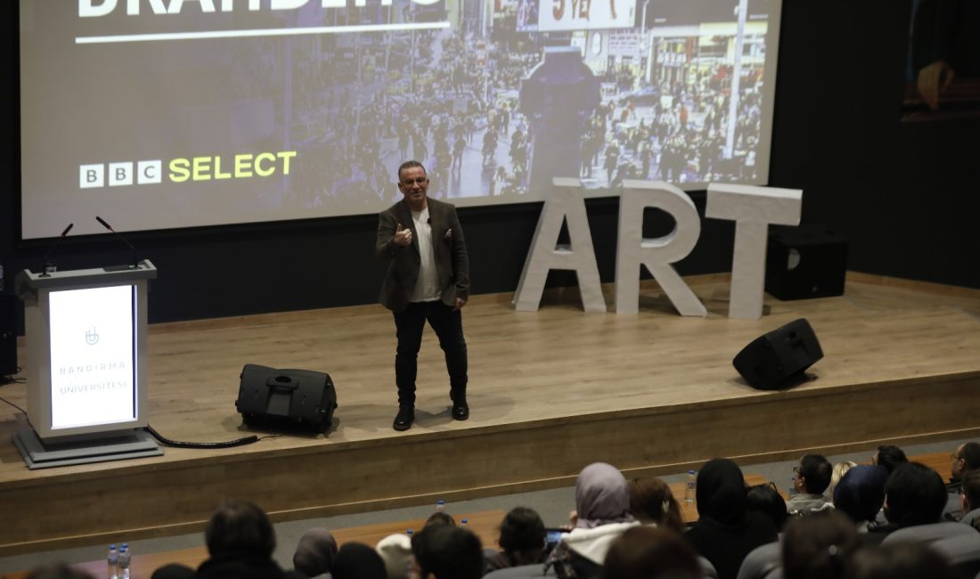 Bandırma Onyedi Eylül Üniversitesi’nde Marka Tasarımı konuşuldu Bandırma Onyedi Eylül Üniversitesi, Sanat, Tasarım ve Mimarlık Fakültesi ile