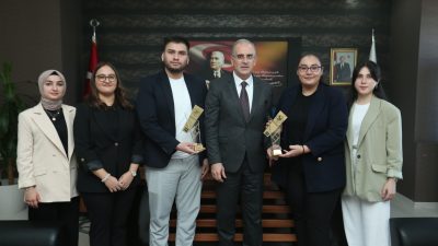 Bandırma Onyedi Eylül Üniversitesi İletişim Fakültesi öğrencileri, Altın Baklava Uluslararası